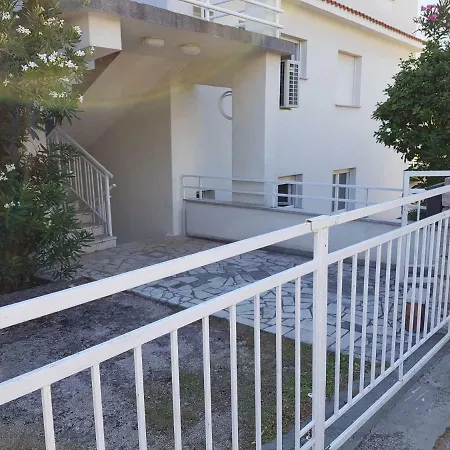 11 Ulica Drage Gervaisa Apartment Crikvenica Exterior photo